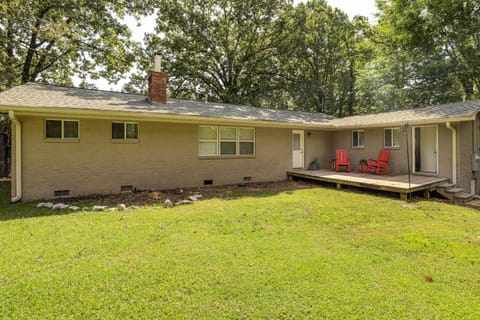 Less Than 1 Mi to Ole Miss and The Grove! Charming Getaway House in Oxford