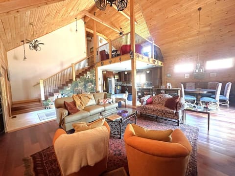 Peaceful 4-BR Retreat Near Ruedi Reservoir House in Eagle County