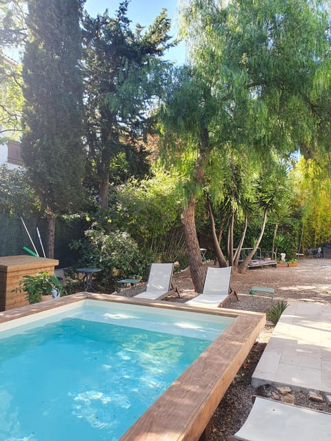 Natural landscape, Garden, Garden view, Pool view, Swimming pool, sunbed