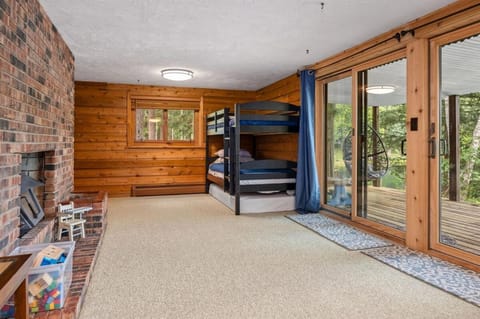 Loon's Lakehouse House in Lake Ann