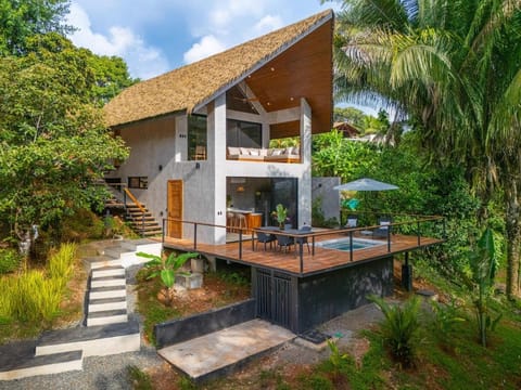 Property building, Patio, Day, Garden, View (from property/room), Balcony/Terrace, Garden view