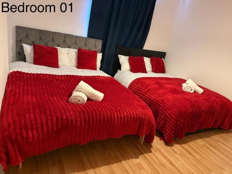 5 Brunswick St - Bedroom 01 downstairs Bed and Breakfast in Bristol