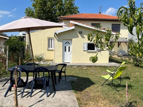 Property building, Garden view