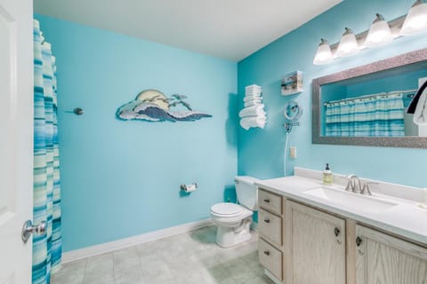 Boardwalk Adventures Apartment in Long Beach