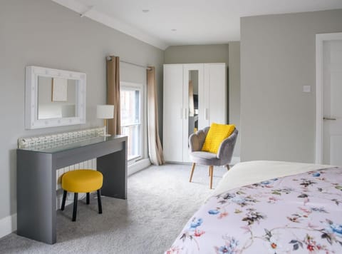 Cathedral view Apartment in Lichfield