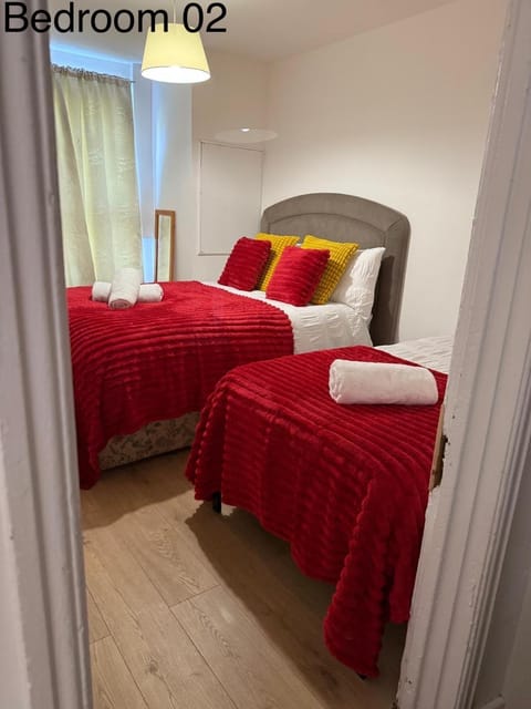 5 Brunswick St - Bedroom 02 downstairs Bed and Breakfast in Bristol