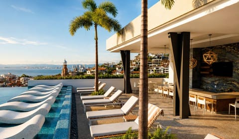 Balcony/Terrace, Swimming pool