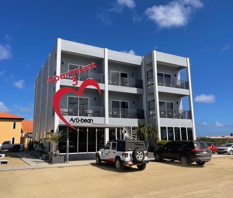 Property building, Restaurant/places to eat