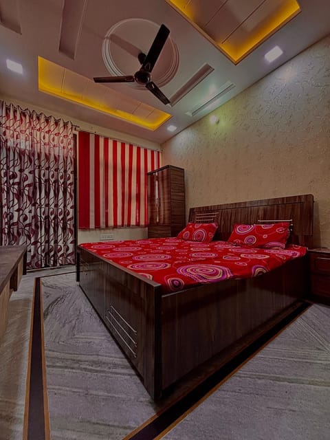 Spacious 4BHK house in the heart of the city Apartment in Jaipur