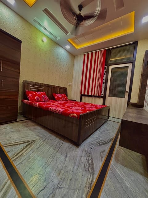 Spacious 4BHK house in the heart of the city Apartment in Jaipur
