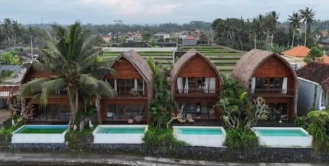 Bungalows House in Tampaksiring