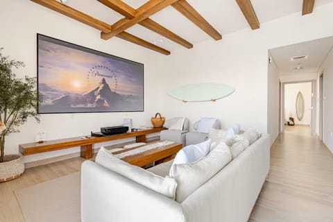 TV and multimedia, Living room, Seating area