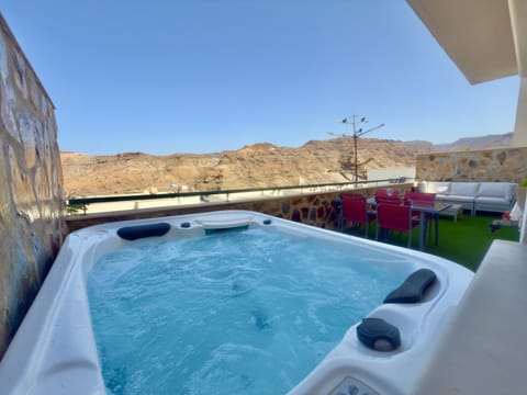 Day, Natural landscape, Hot Tub, Mountain view