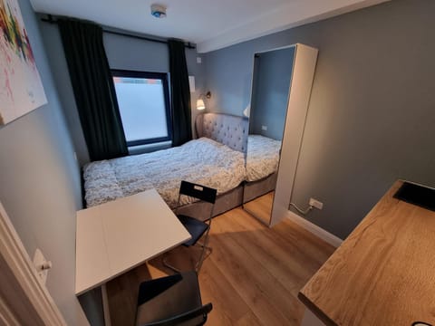 Bed, Photo of the whole room, Seating area, Bedroom, wardrobe