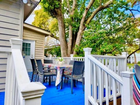 Summer Tide by Tybee Cottages House in Tybee Island