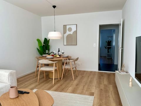 City Cosy - 2 Bedroom & Free Parking - Bern Apartment in City of Bern