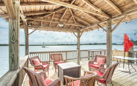 Beach Music by Tybee Cottages House in Tybee Island