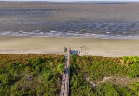 Serenity Shores by Tybee Cottages House in Tybee Island