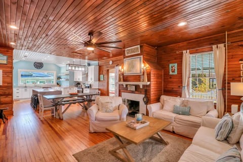 Wish Upon a Starfish Cottage by Tybee Cottages House in Tybee Island