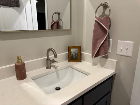 Yonah Mtn View DISCOUNTS AVAILABLE House in Helen