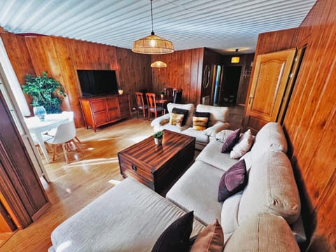 Communal lounge/ TV room, Living room, Seating area, wardrobe