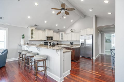 Point of View by Tybee Cottages House in Tybee Island