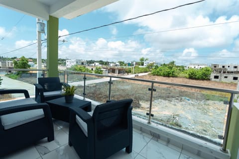 Balcony/Terrace, City view