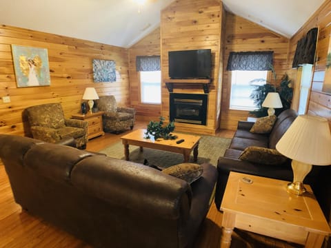 Briarstone Lodge Condo 13B Apartment in Pigeon Forge