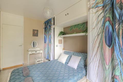 Appartement 2 Chambres - Le Tropical Apartment in Lyon