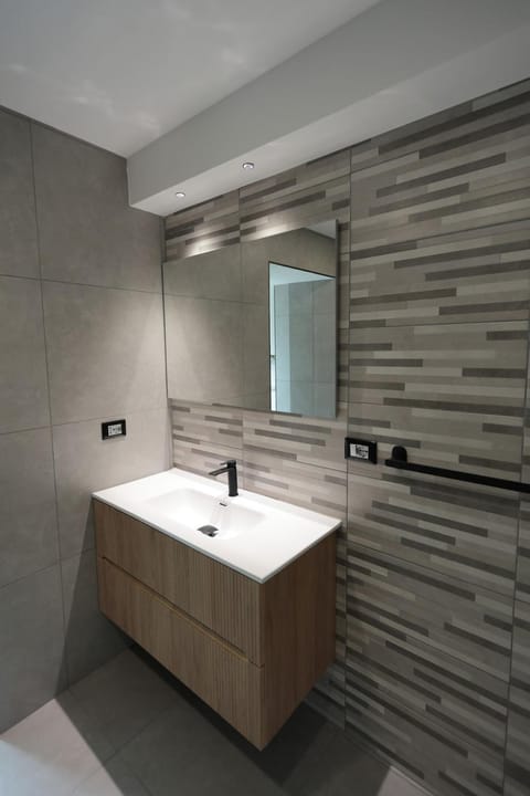 L'infinito sotto la torre Apartment in Recanati