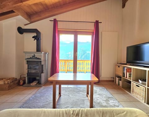 Appartement l'Arzinol avec vue panoramique, St-Martin VS, Val d'Hérens Apartment in Canton of Valais