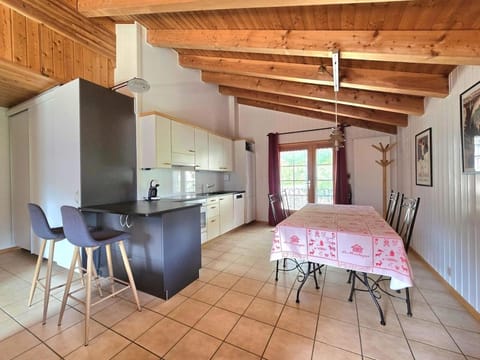 Appartement l'Arzinol avec vue panoramique, St-Martin VS, Val d'Hérens Apartment in Canton of Valais