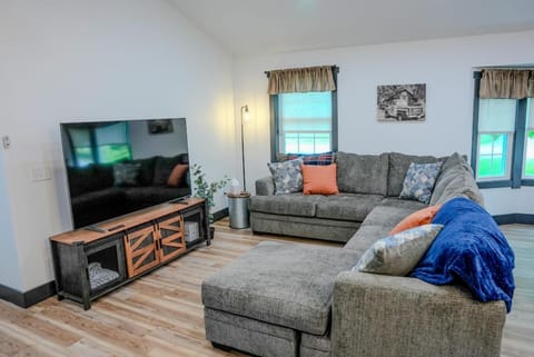 Whiskey Trails Getaway House in Tennessee