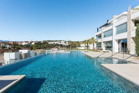 Day, Natural landscape, Pool view, Swimming pool, sunbed