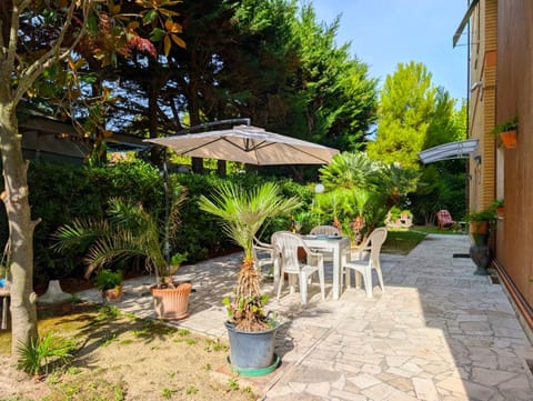 Giardino al mare 2 min dal Mare Giardino Wifi AC Apartment in Porto San Giorgio