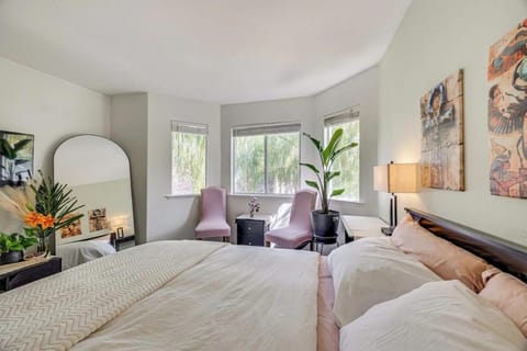 Rudraksha-5BR Luxury,3Bath, NE Fresno, Shopping, Dining, Medical, Tourist Attractions House in Fresno