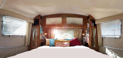 Bed, TV and multimedia, Photo of the whole room, Beach, Bedroom, Garden view, Street view, Street view, Quiet street view, Inner courtyard view, flat iron, heating, internet, storage, wardrobe, air conditioner