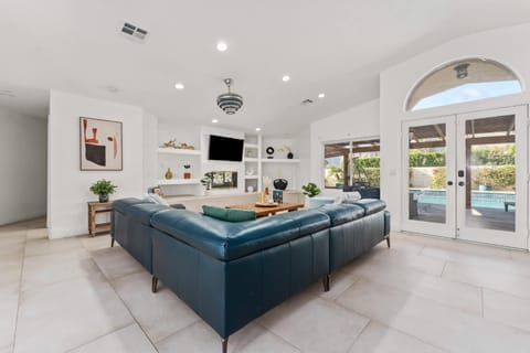 TV and multimedia, Living room