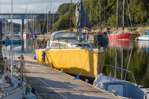 Voilier Pyman - Le Chant Des Voiles Docked boat in Douarnenez