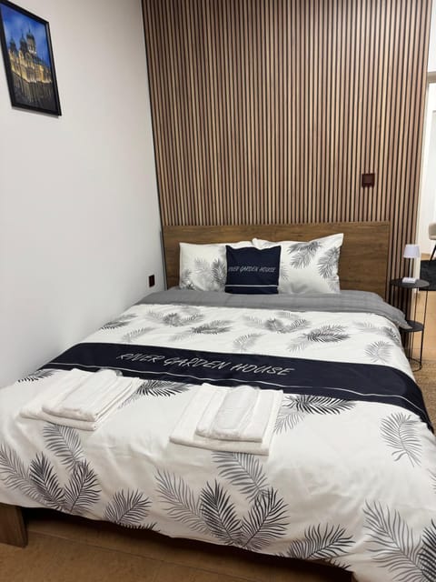 River Garden House Apartment in Dolj County, Romania