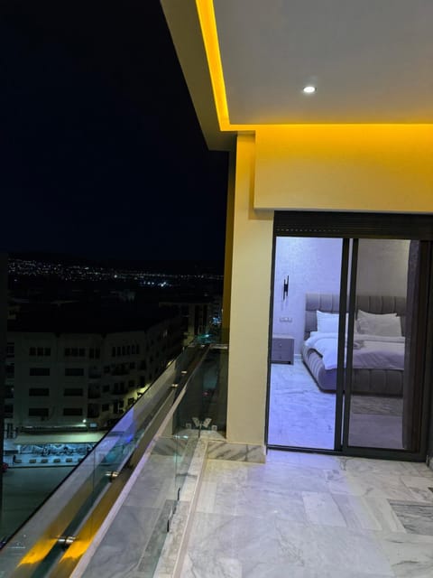 View (from property/room), Balcony/Terrace, Bedroom