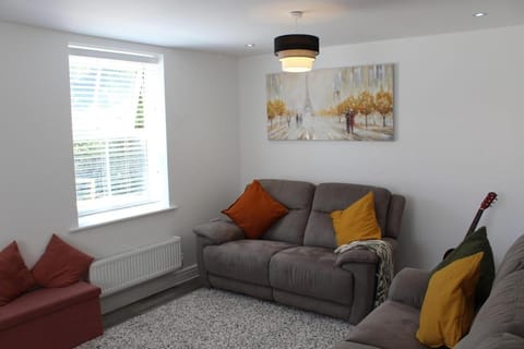 Modern Home for work and leisure in Oxfordshire Apartment in Didcot