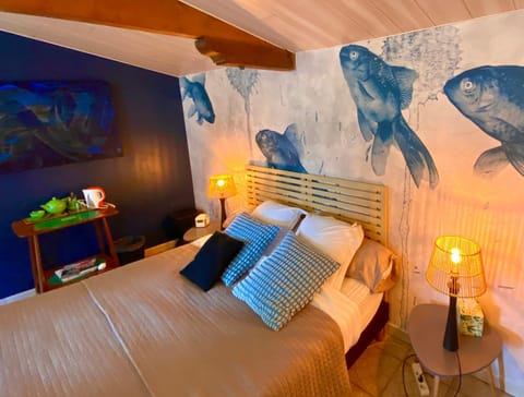 Bed, Photo of the whole room