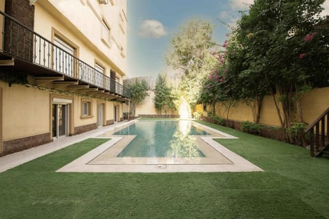 Property building, Garden, Swimming pool