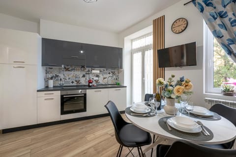 Living room, kitchen