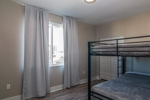 Luxury Pool Home-Golf Cart House in Redington Beach