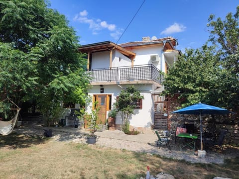 Camping Kromidovo Campground/ 
RV Resort in Blagoevgrad Province