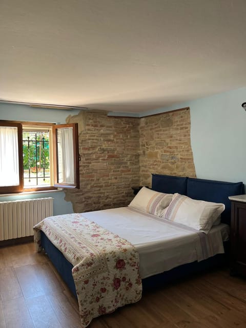 B & B Arzilla Bed and Breakfast in Fano