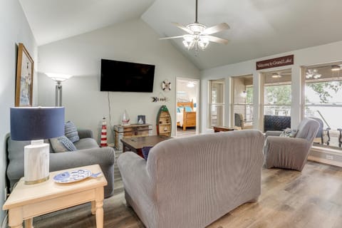 Bring Your Boat! Lakefront Home with Dock in Grove House in Grove