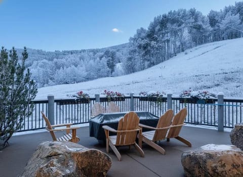 Beaver Creek Resort Slopeside Views Ski In Out House in Edwards